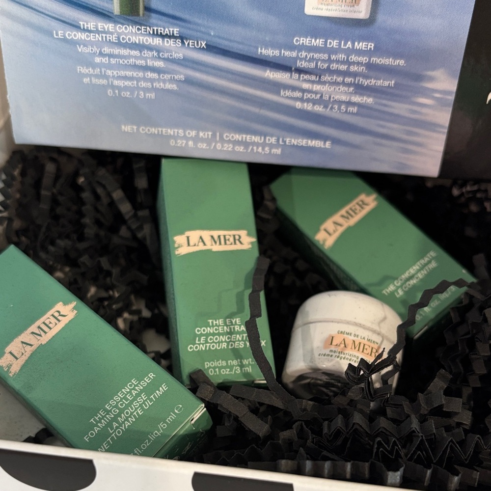 La Mer Rejuvenating Ritual Kit - Picture 2 of 5
